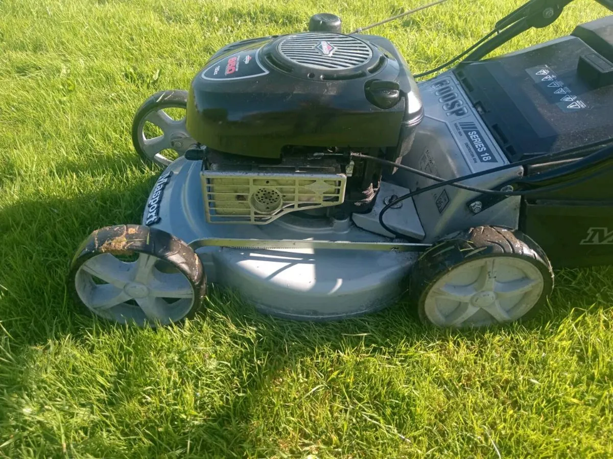 Lawnmowers - Image 3