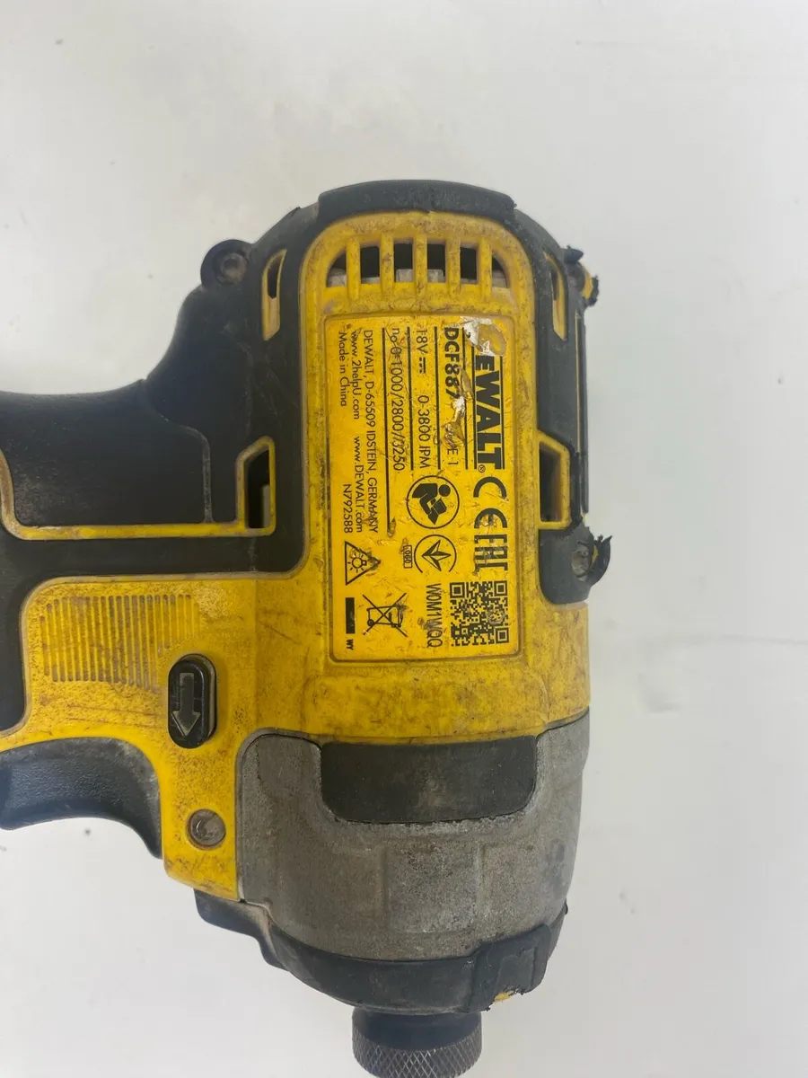 DeWalt DCF887 18V XR Brushless Cordless Driver - Image 4