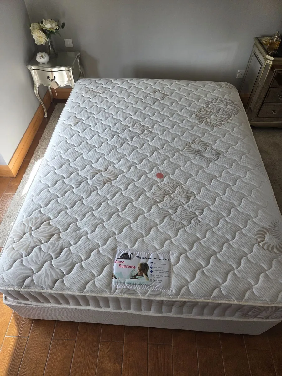 Bed king size - Image 1