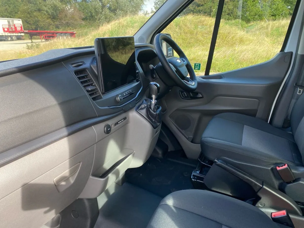 Ford Transit Minibus Transit Bus M2 Leader 460E L4 - Image 2
