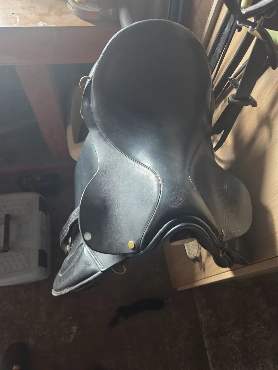 Horse saddle - Image 2