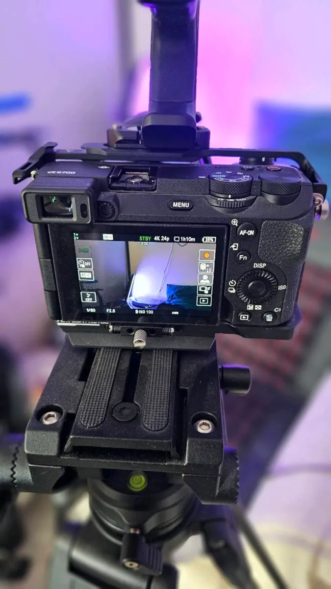 Sony A6700 Sigma 16mm F1.4 lens bundle - Image 3