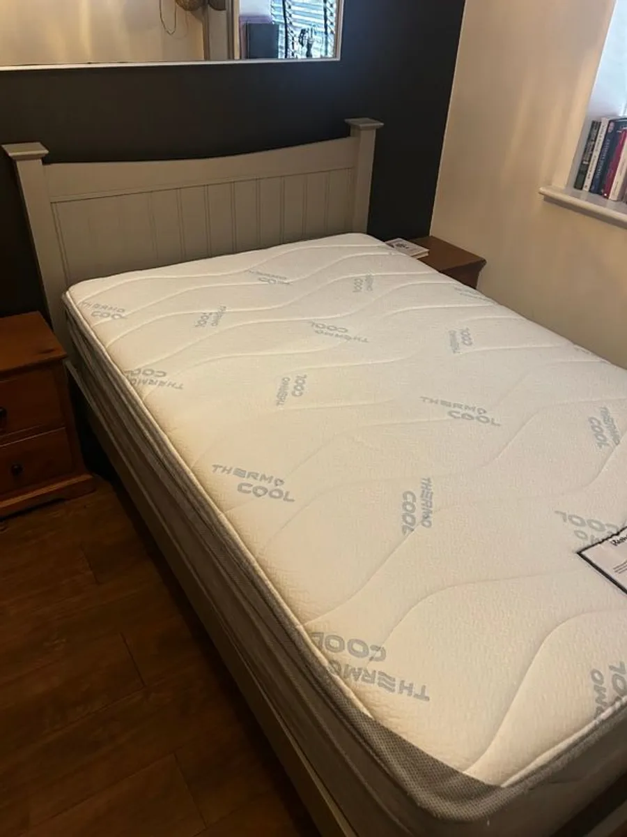 Respa Idyllic mattress and bed frame - Image 4