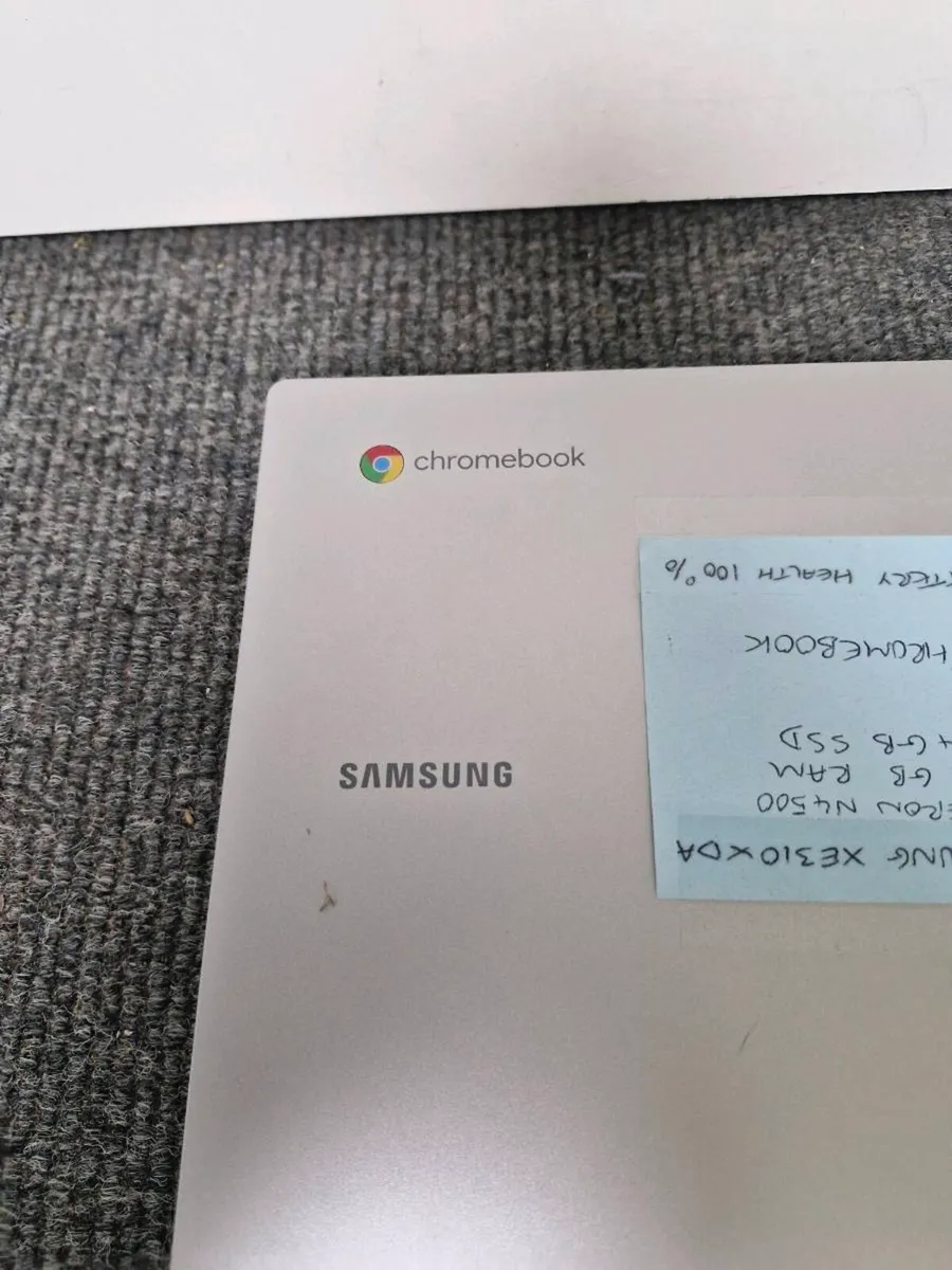Samsung Chrome book XE310XDA Laptop - Image 4