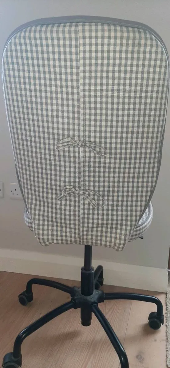 Swivel chair - Image 3