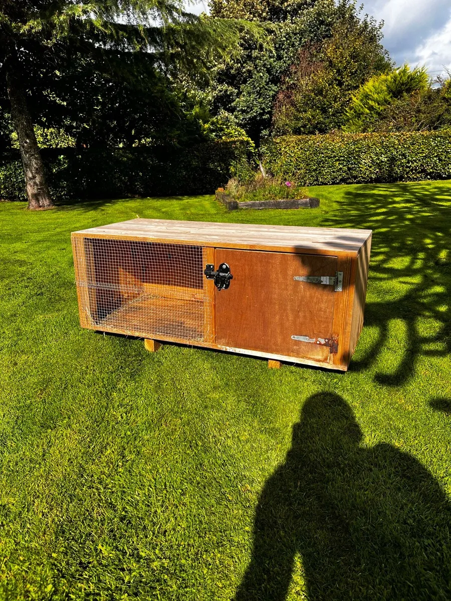 Rabbit / pet hut - Image 2