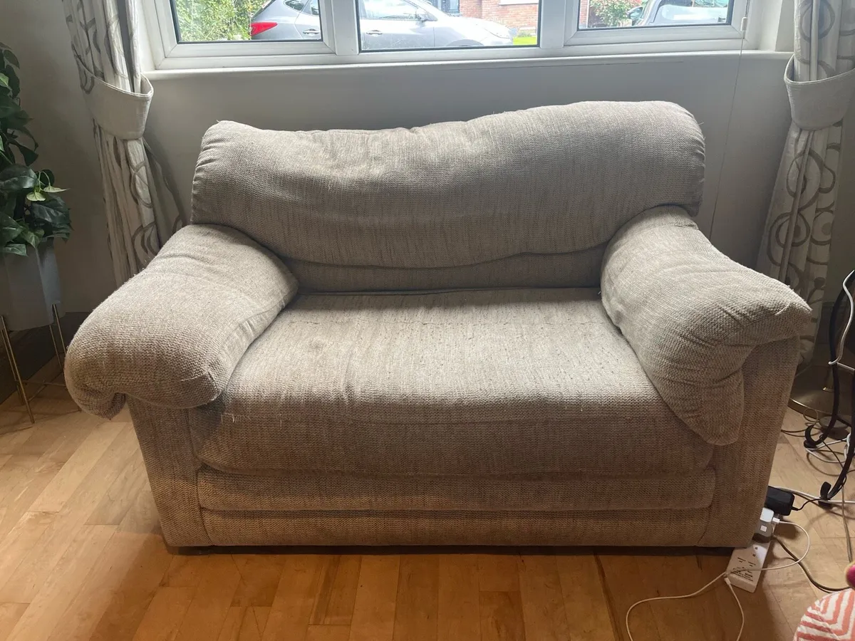 Couch 2 + 4 seater - Image 3