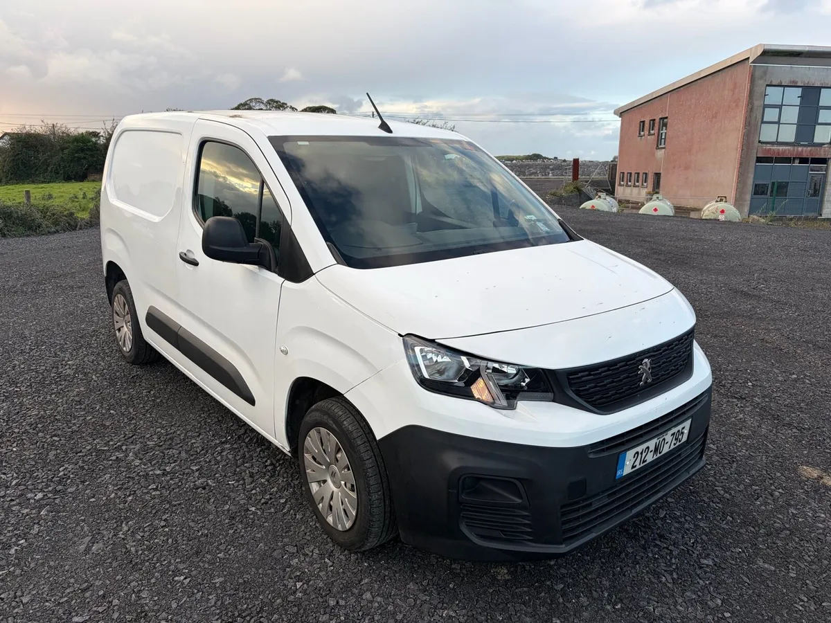2021 Peugeot Partner , low mileage only 69,000km - Image 1