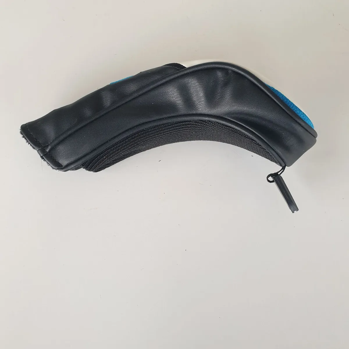 TaylorMade Sims 2 hybrid head cover - Image 3