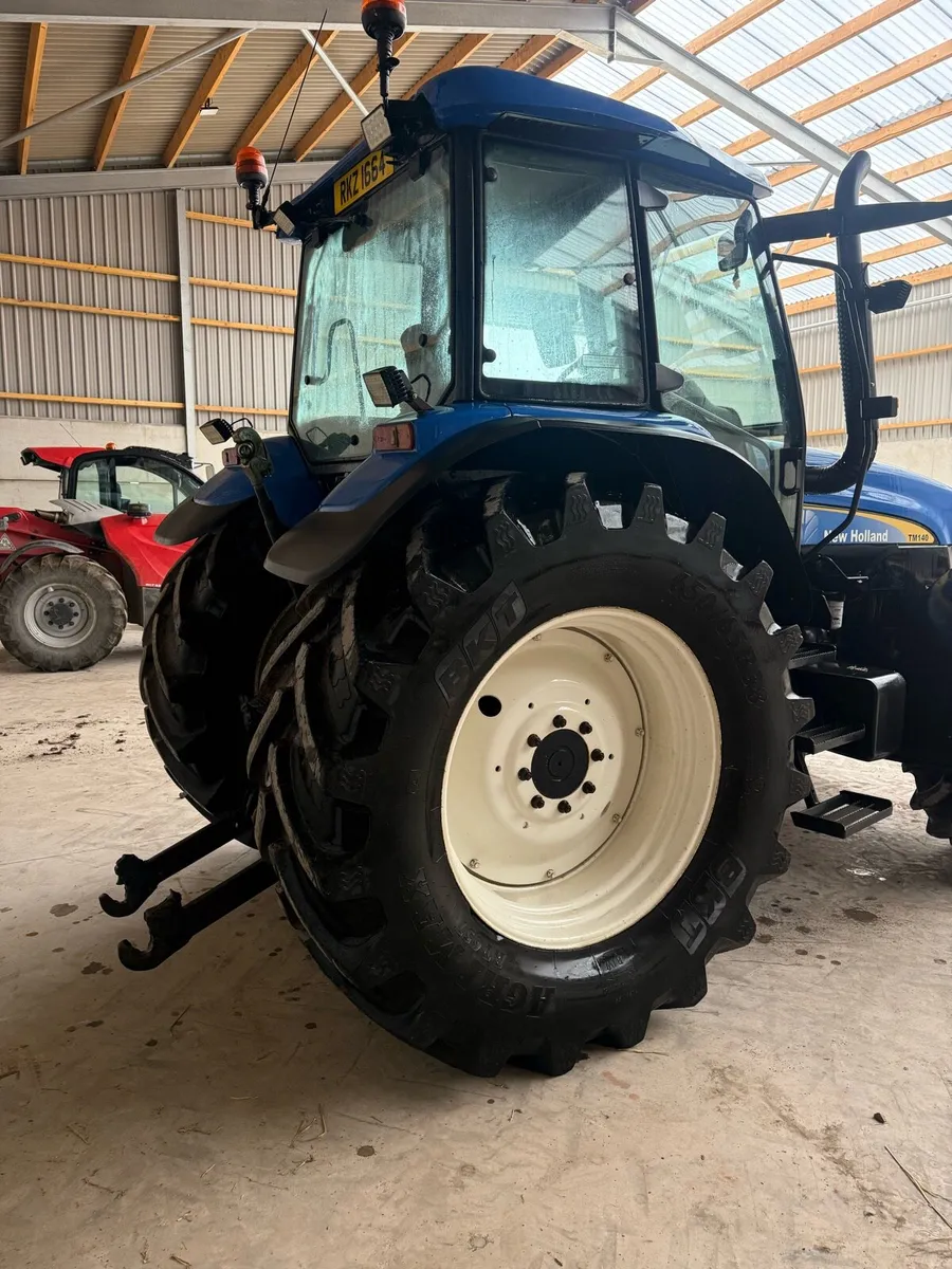 New Holland TM 140 - Image 3