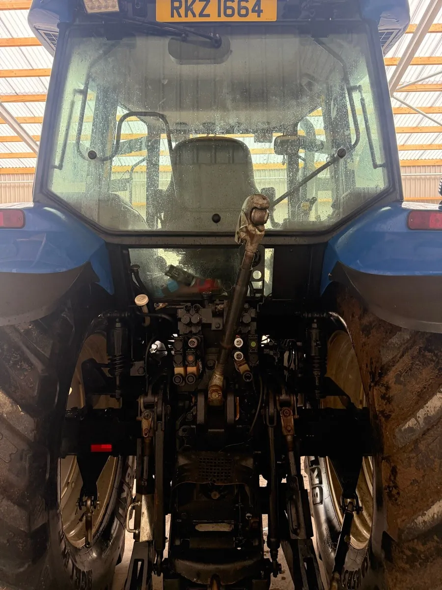 New Holland TM 140 - Image 4