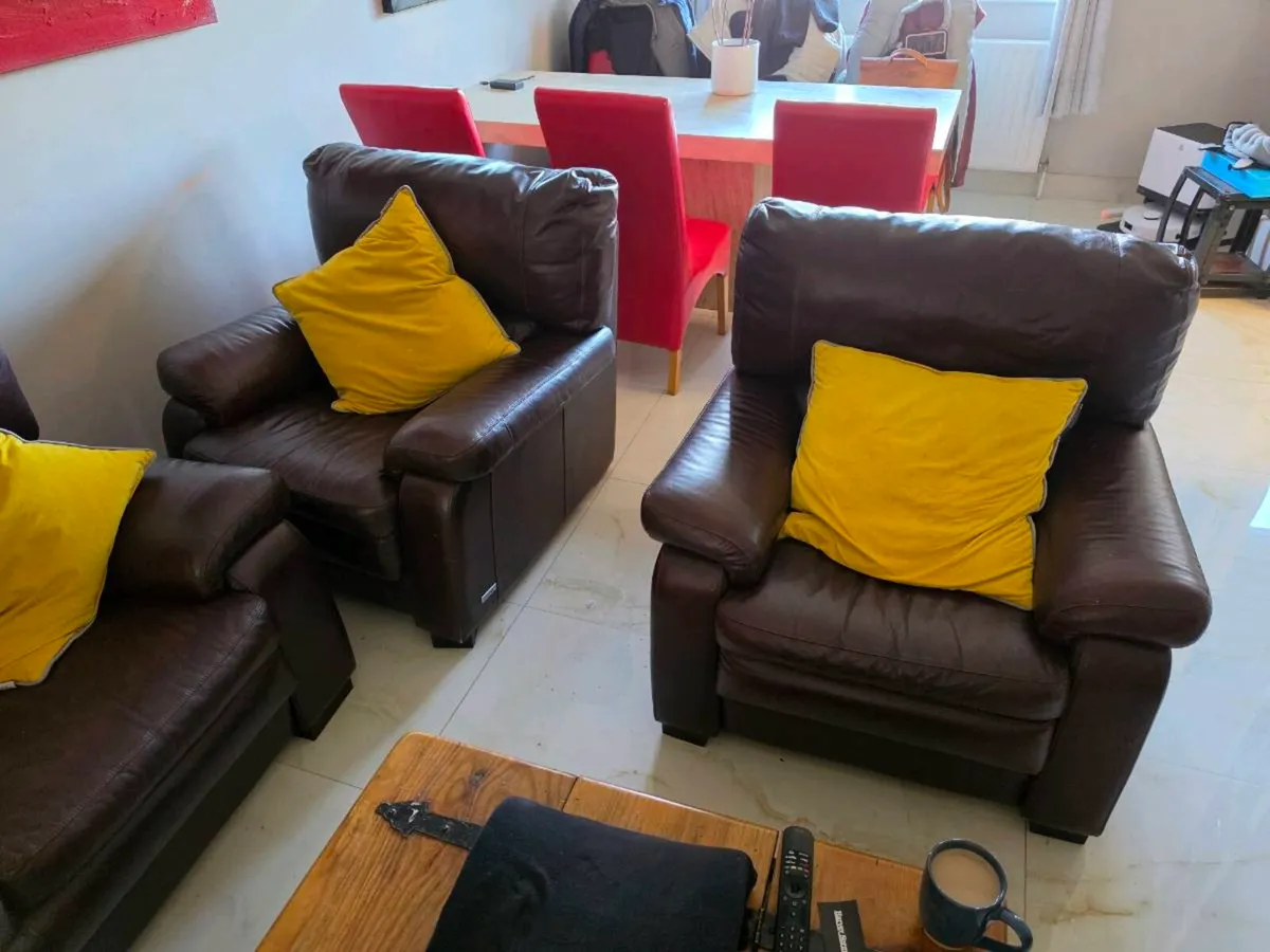 Brown Leather 3 piece 2.5 Seater and 2 Armchairs - Image 2