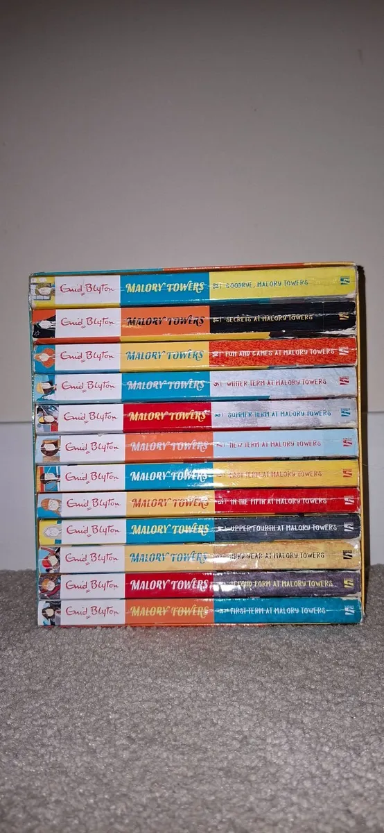 Box Set of 12 Malory Towers Books by Enid Blyton - Image 2