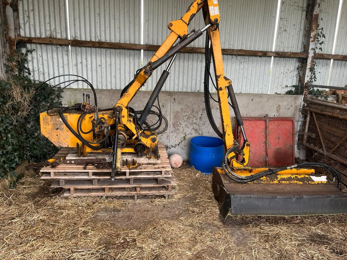 Bomford Hedge Cutter - Image 3