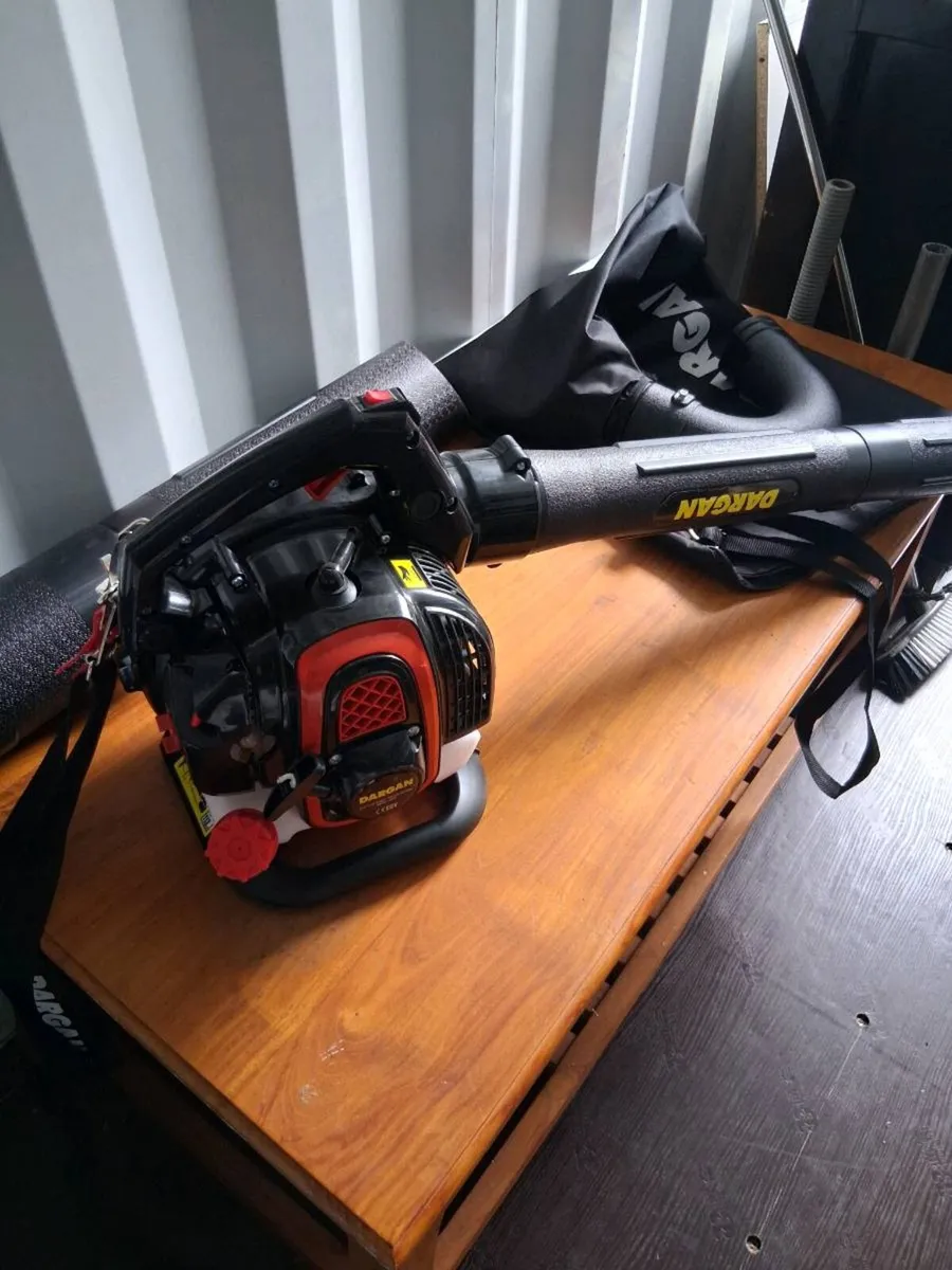Leaf blower petrol - Image 1