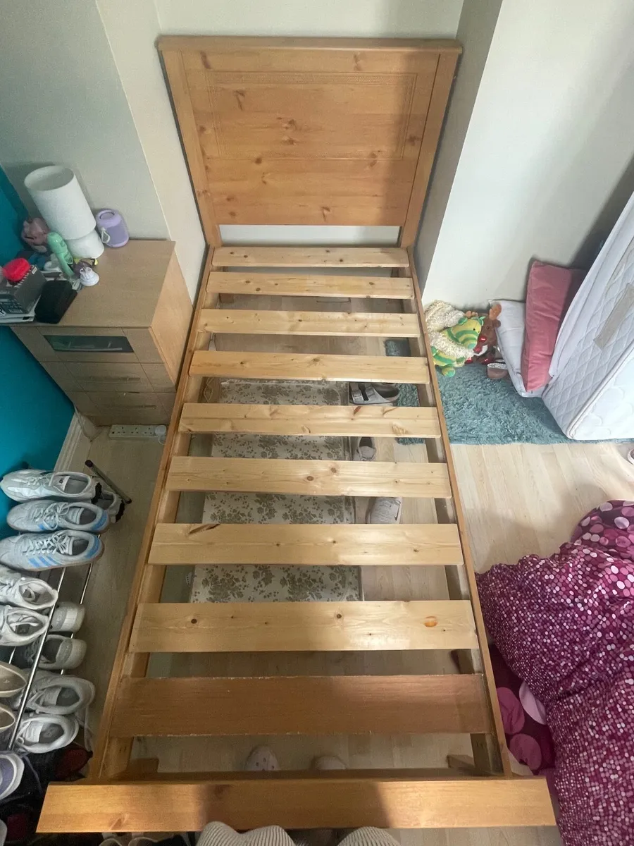 Bed frame - Image 2