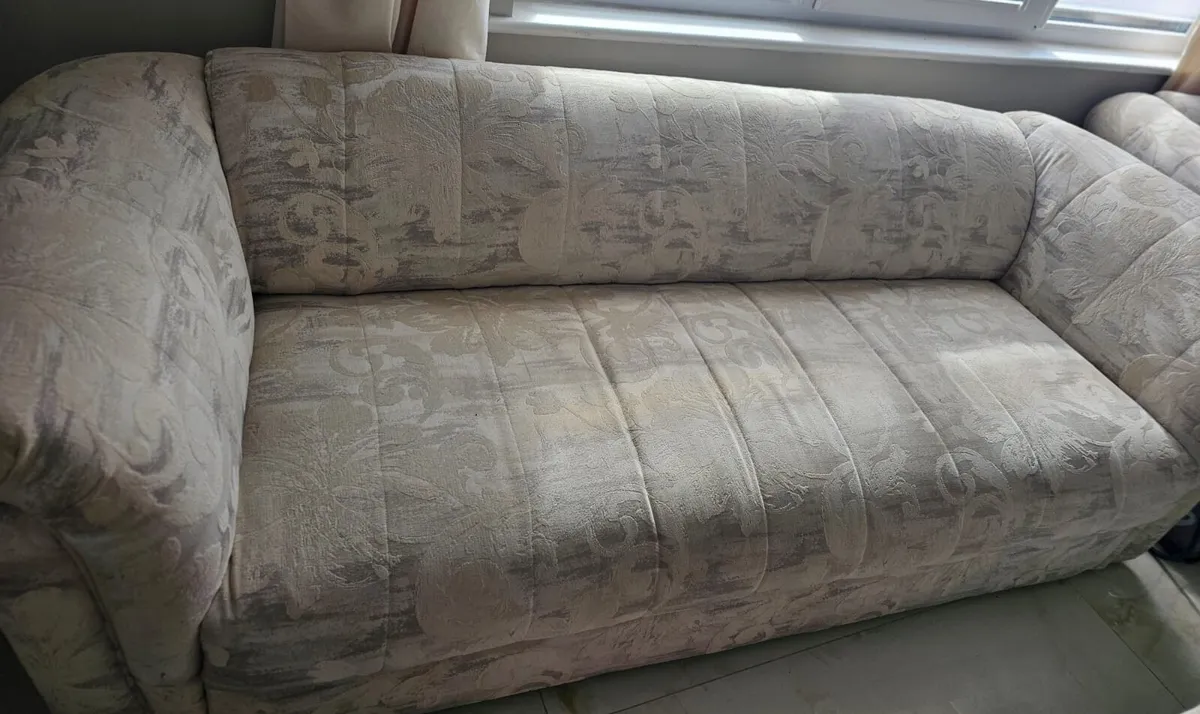 3 Seater and 2 Seater Sofa Suite Very Comfortable - Image 4