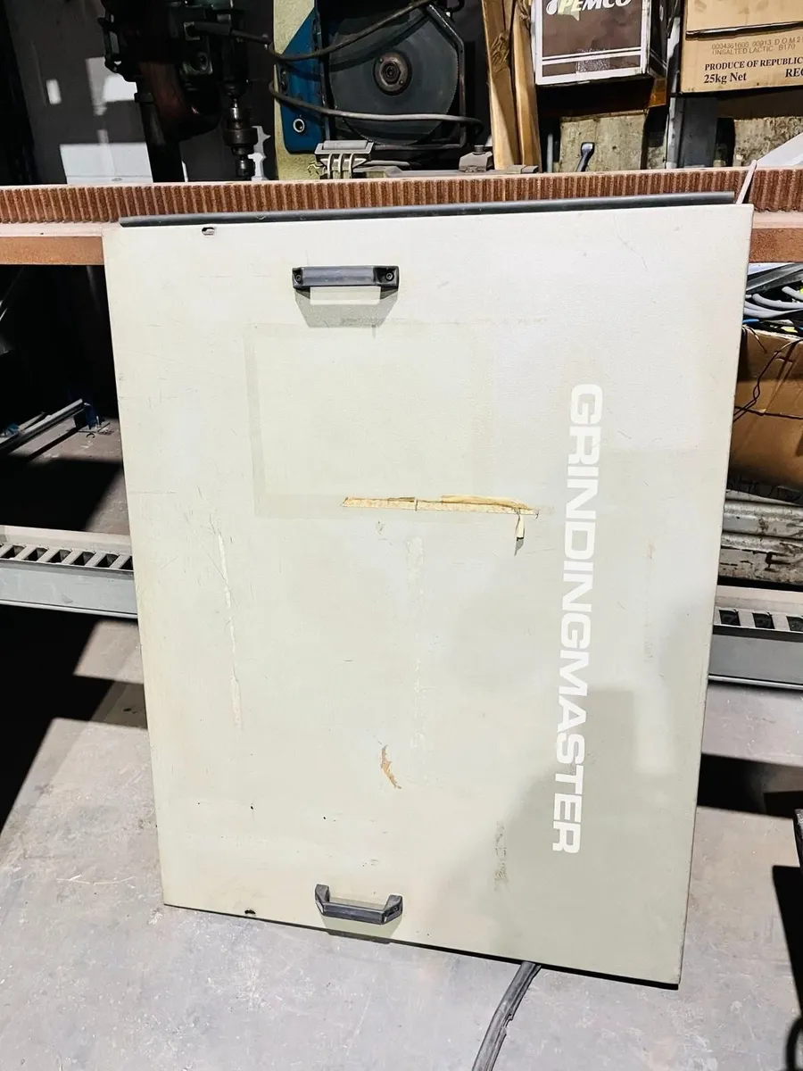 Grindingmaster Sheet Metal Linisher - Image 4