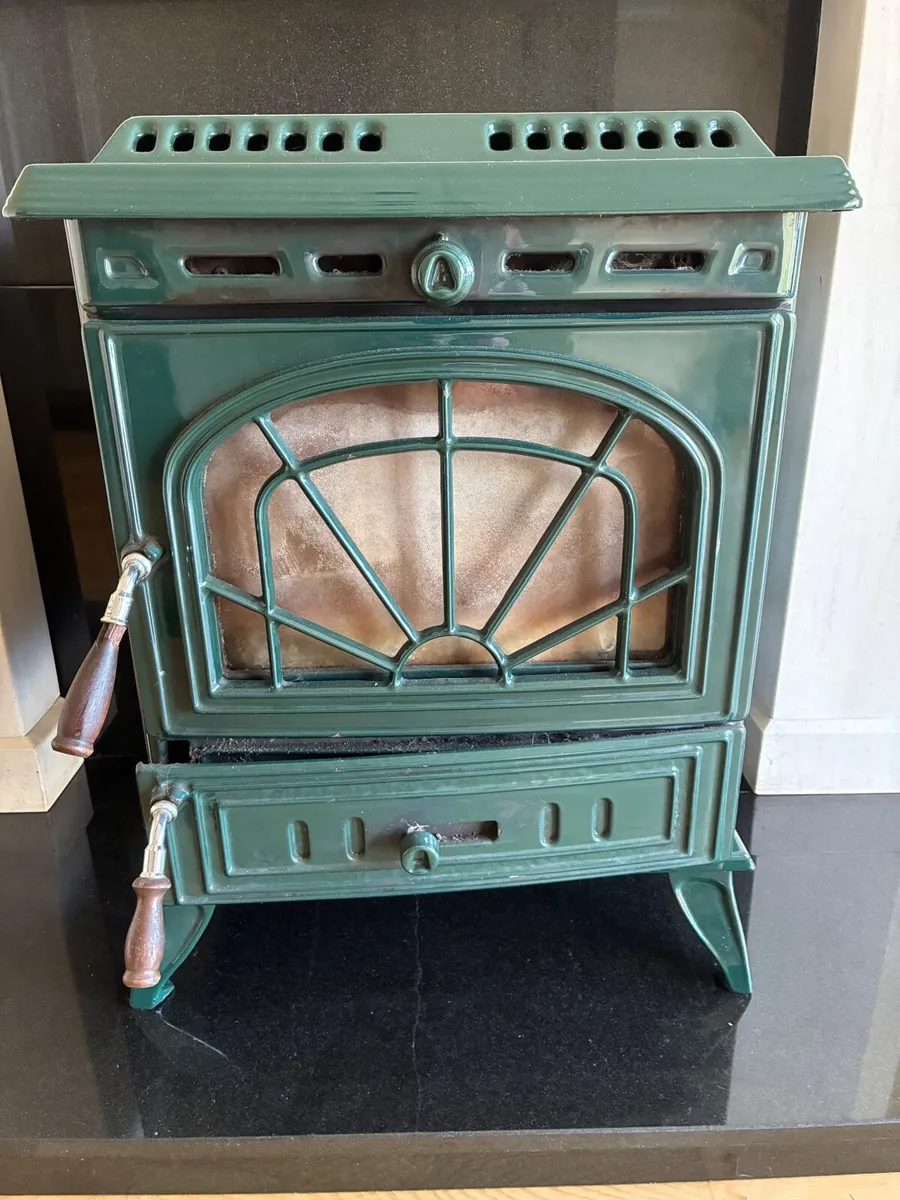 Stanley Waterford Stove - Image 1
