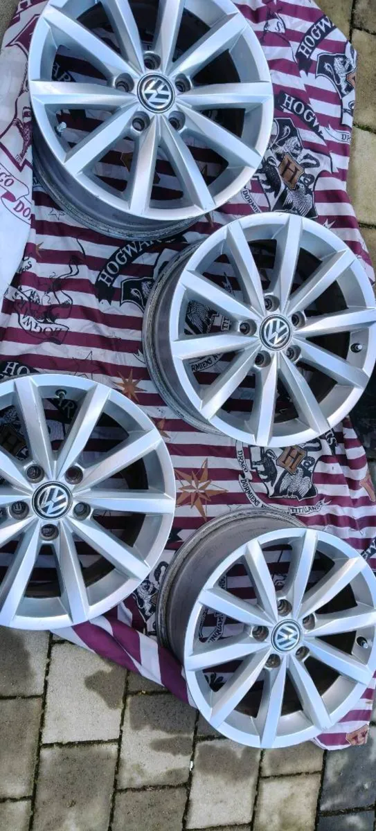 4 VW Golf MK7 Stock Alloys - Image 1