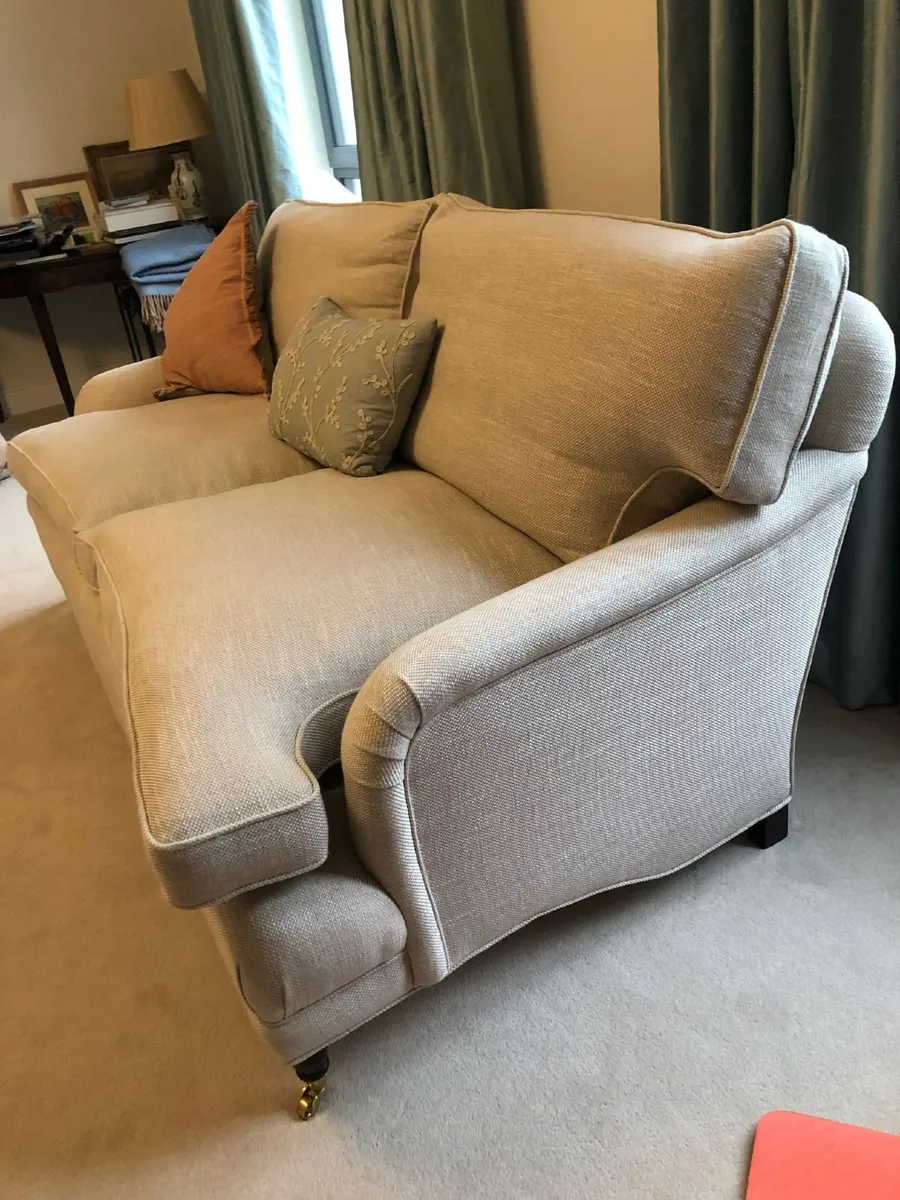 Beautiful 3 seater Helen Turkington couch for sale - Image 3