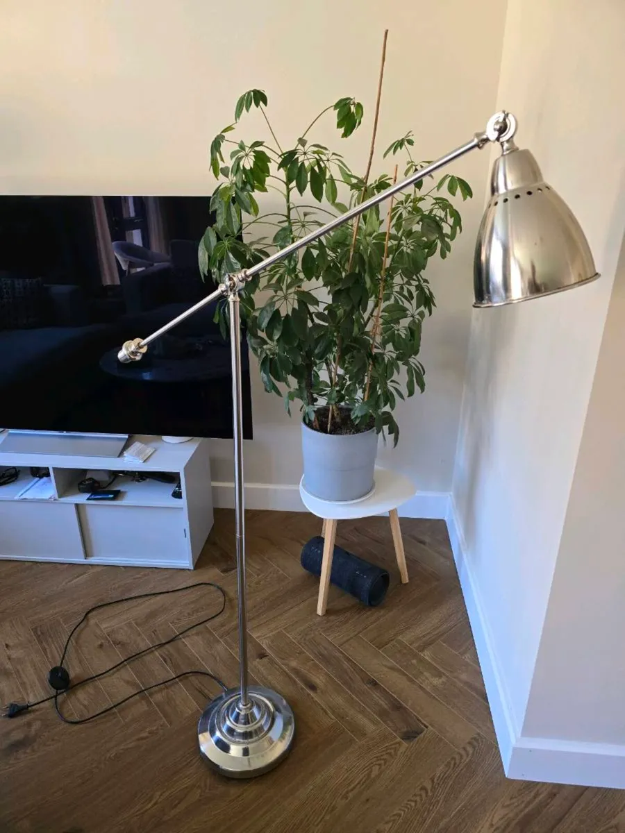Floor lamp - Image 1