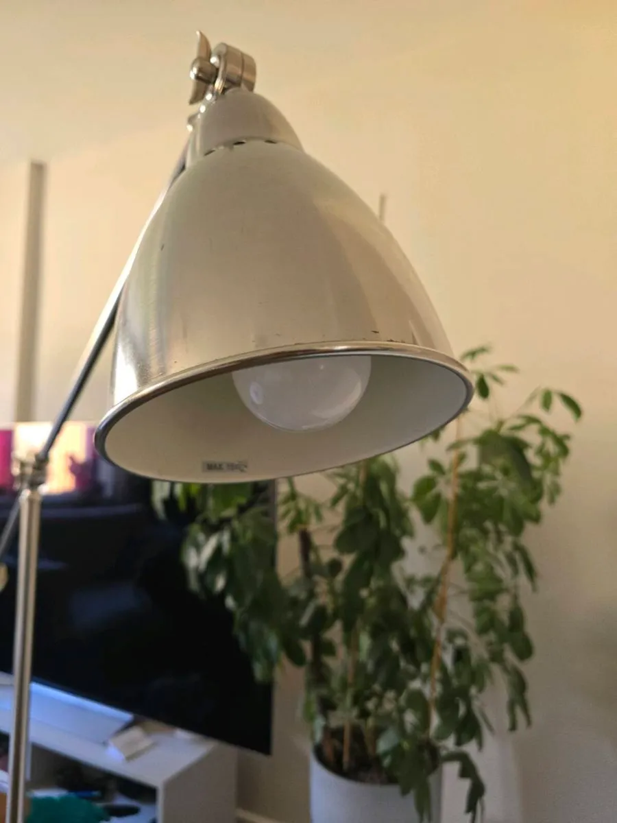 Floor lamp - Image 2