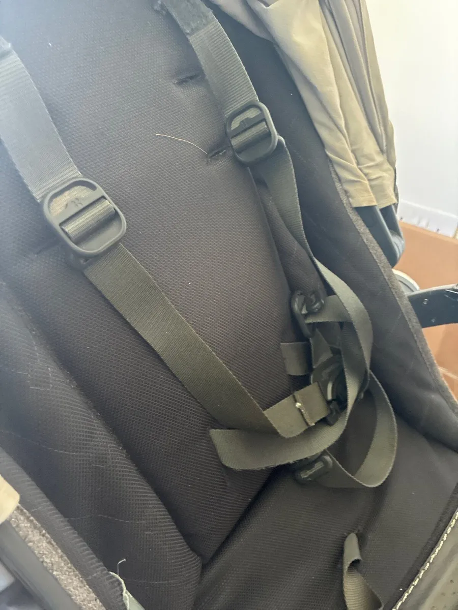 Uppababy Vista Pram with rumble seats - Image 3