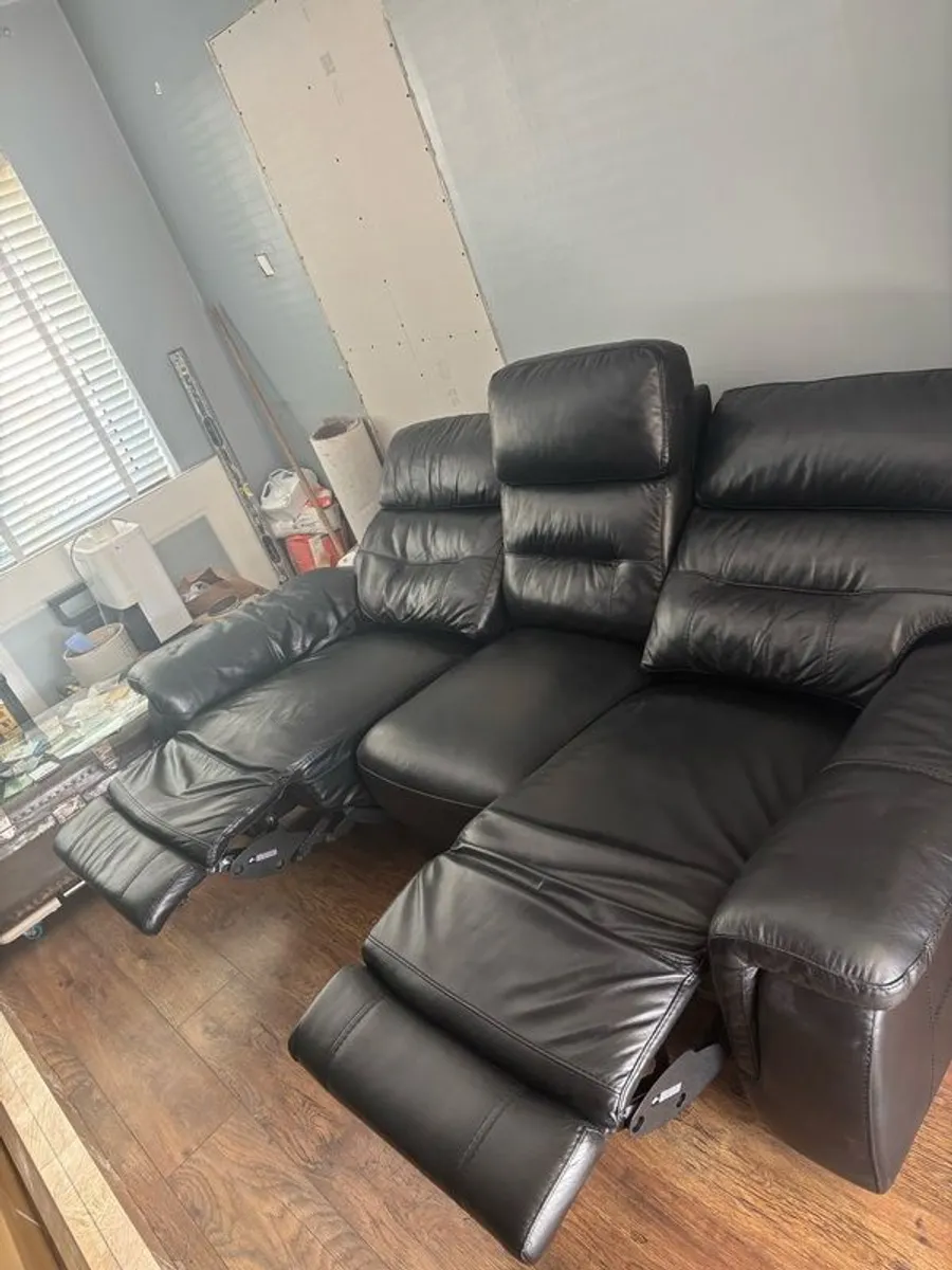 Black Leather Recliner Sofa - Image 3