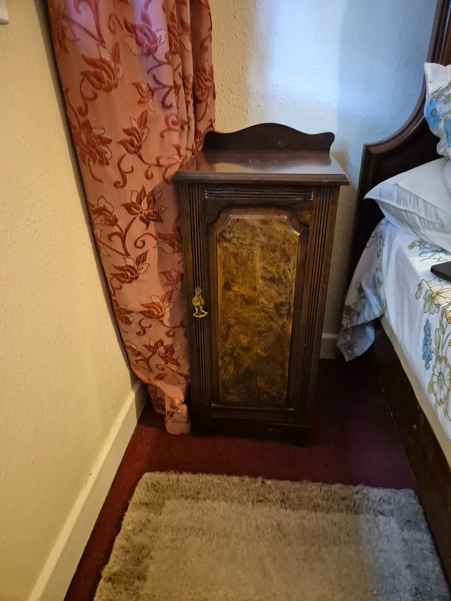 Dresser - Image 3