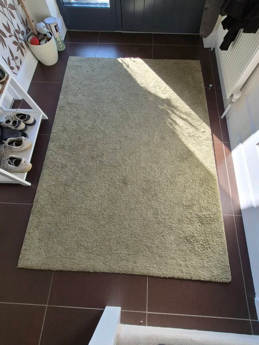 Rug