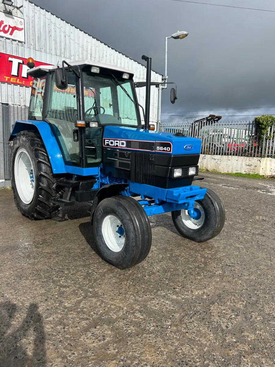 1993 Ford 5640 - Image 3