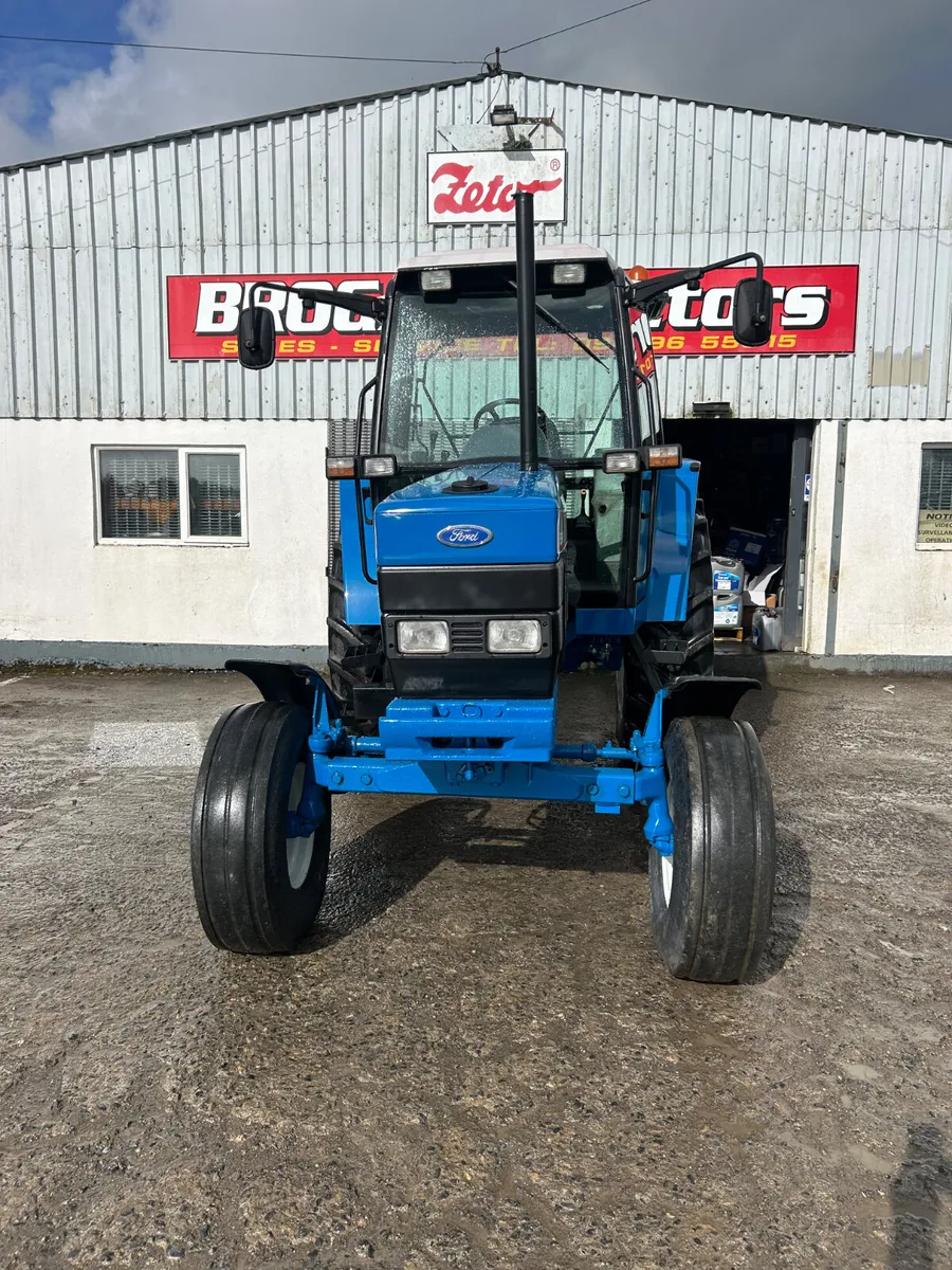 1993 Ford 5640 - Image 2