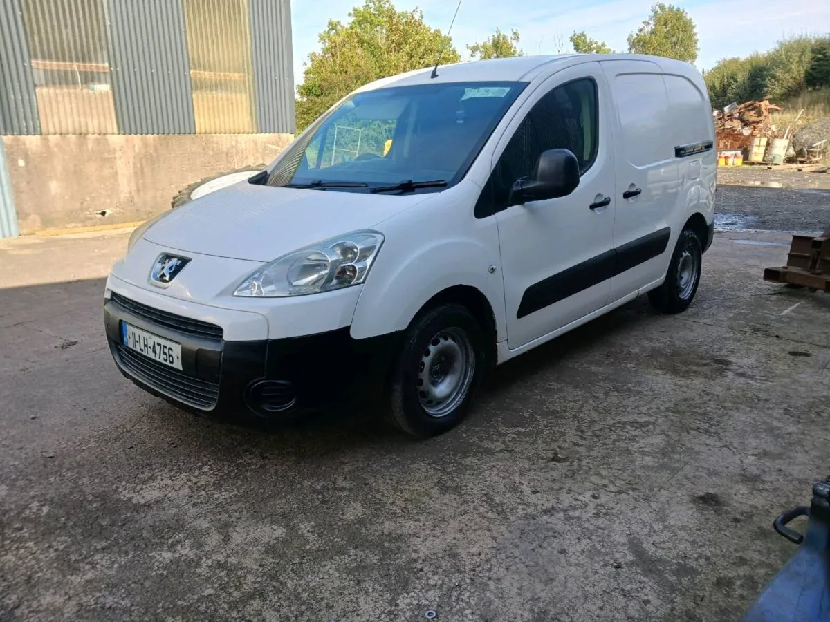 2011 peugeot partner, low miles, just passed test - Image 1