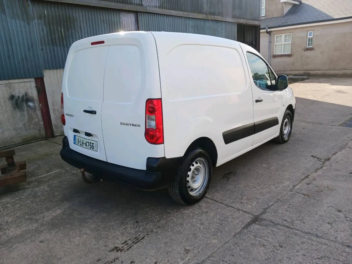 2011 peugeot partner, low miles, just passed test - Image 4