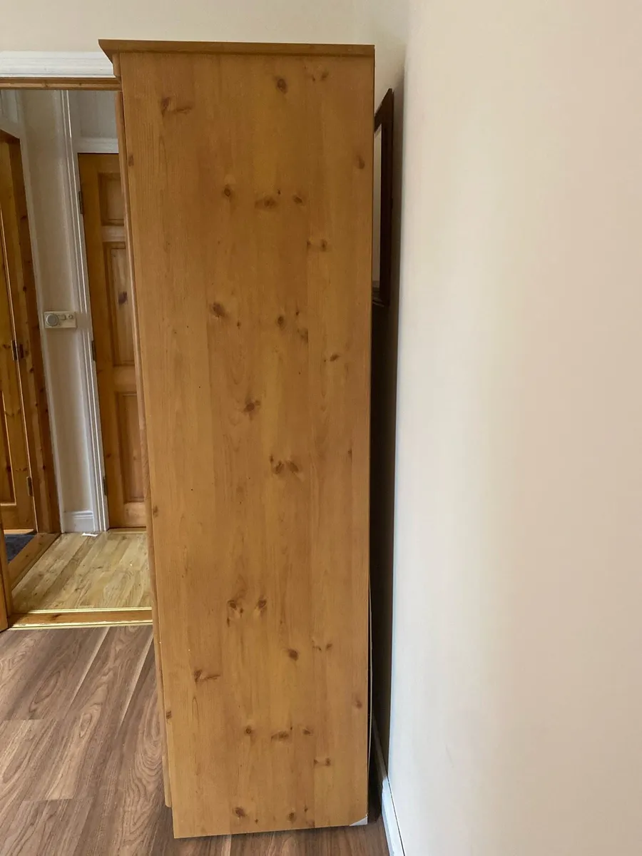 Wardrobe - Image 3