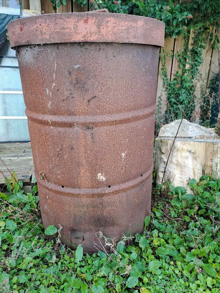 Metal Barrel with Lid - Image 3