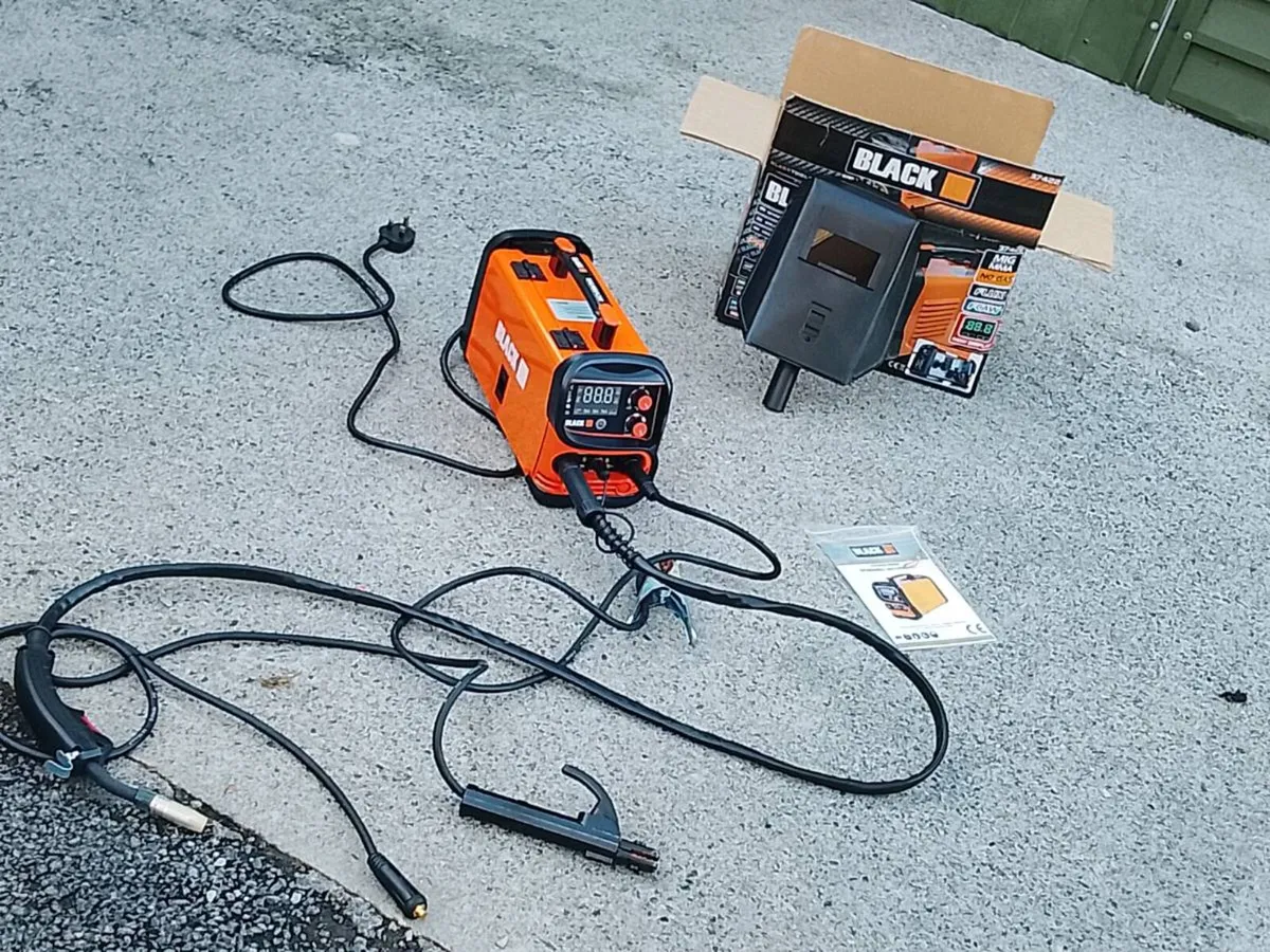 250amp  arc mig Tig gasless - Image 3