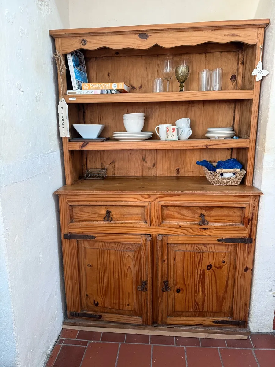 Kitchen dresser - Image 1