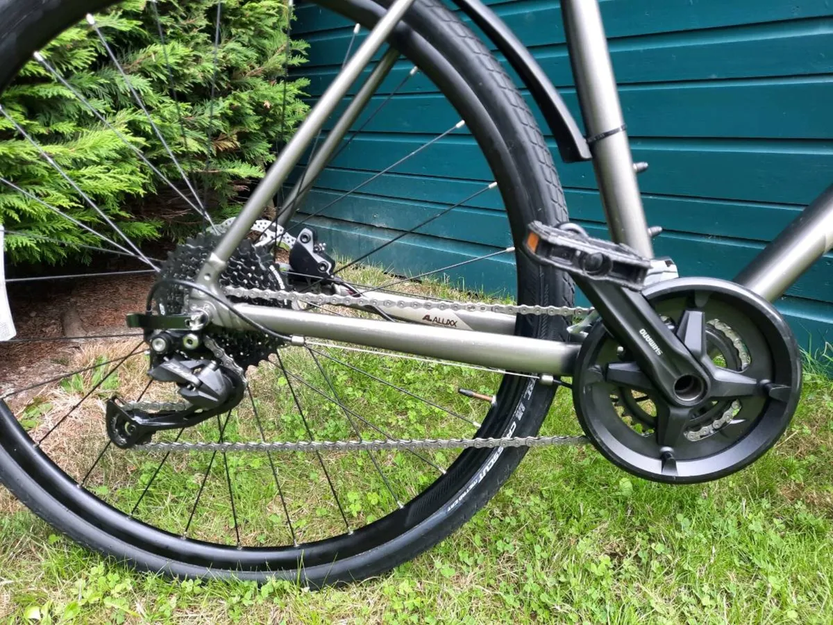 Giant Escape Hybrid bike - Image 3