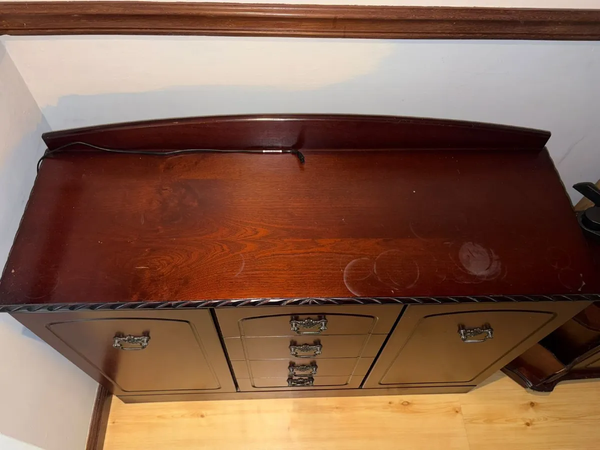 Sideboard - Image 4