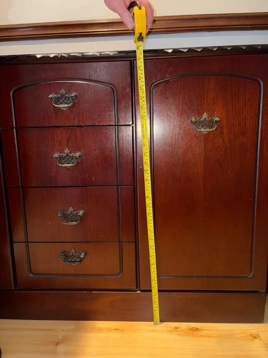 Sideboard - Image 3