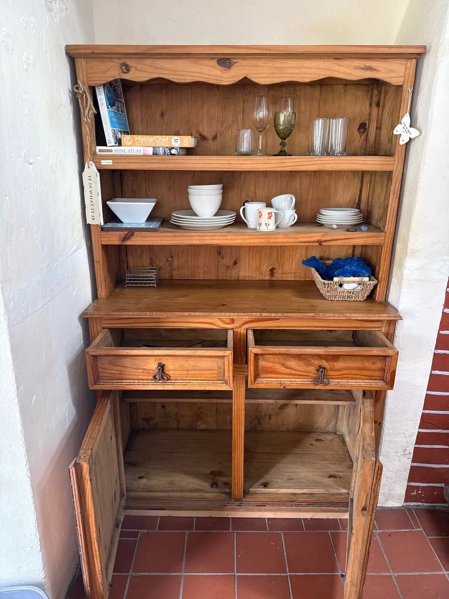 Kitchen dresser - Image 2