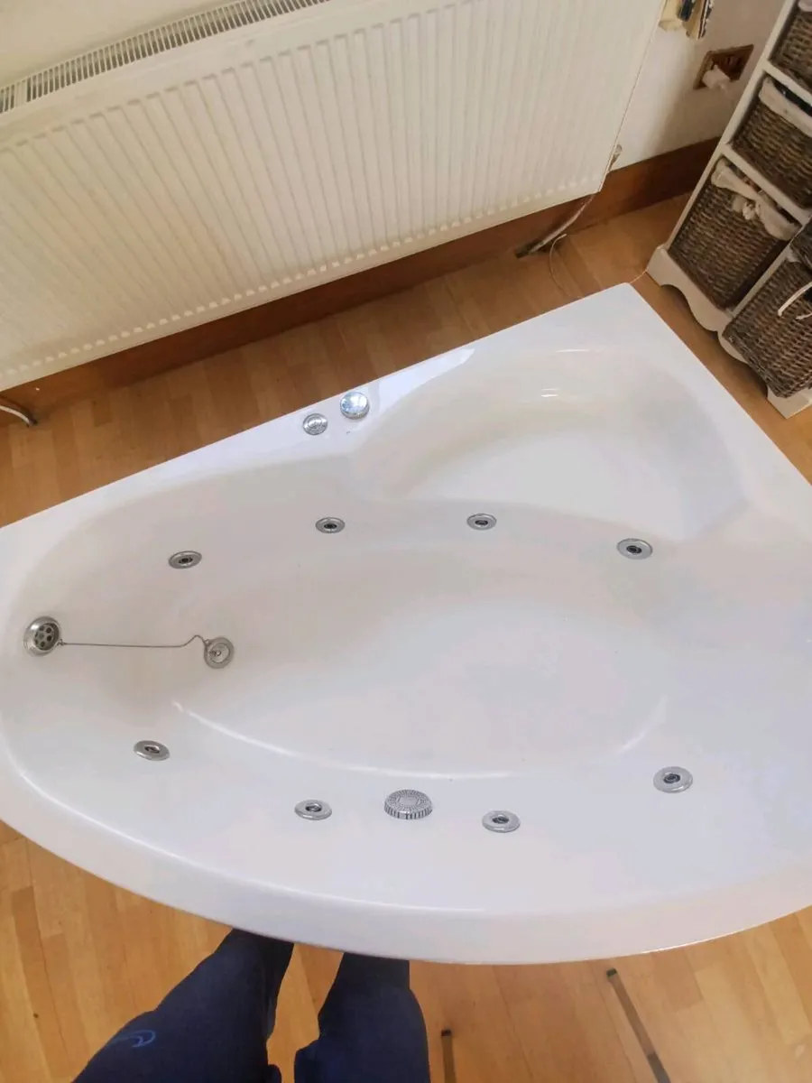 Bath - Image 3