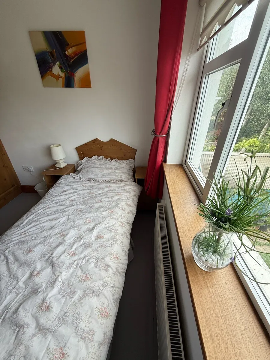 Single bed - Image 3