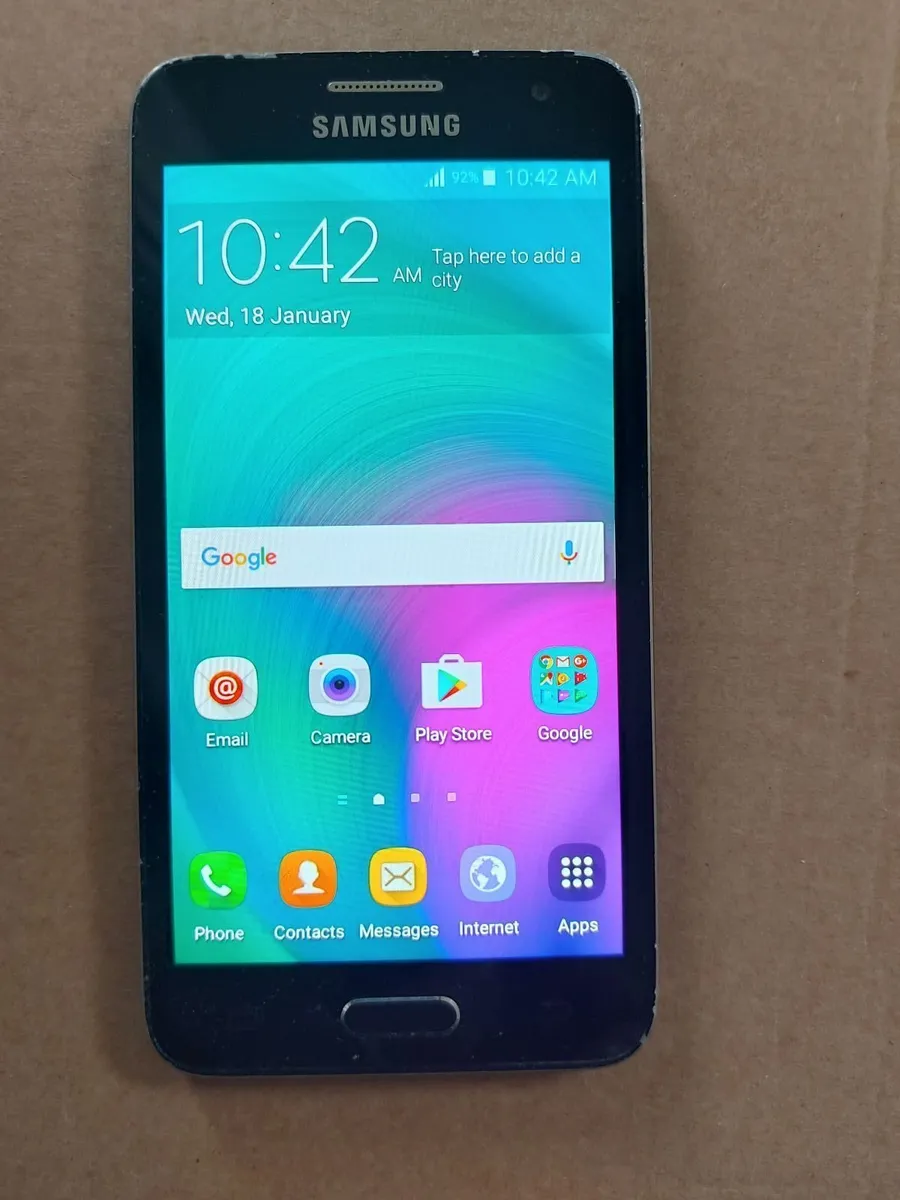 Samsung Galaxy A3, Model SM-A300FU, 16GB - Image 1
