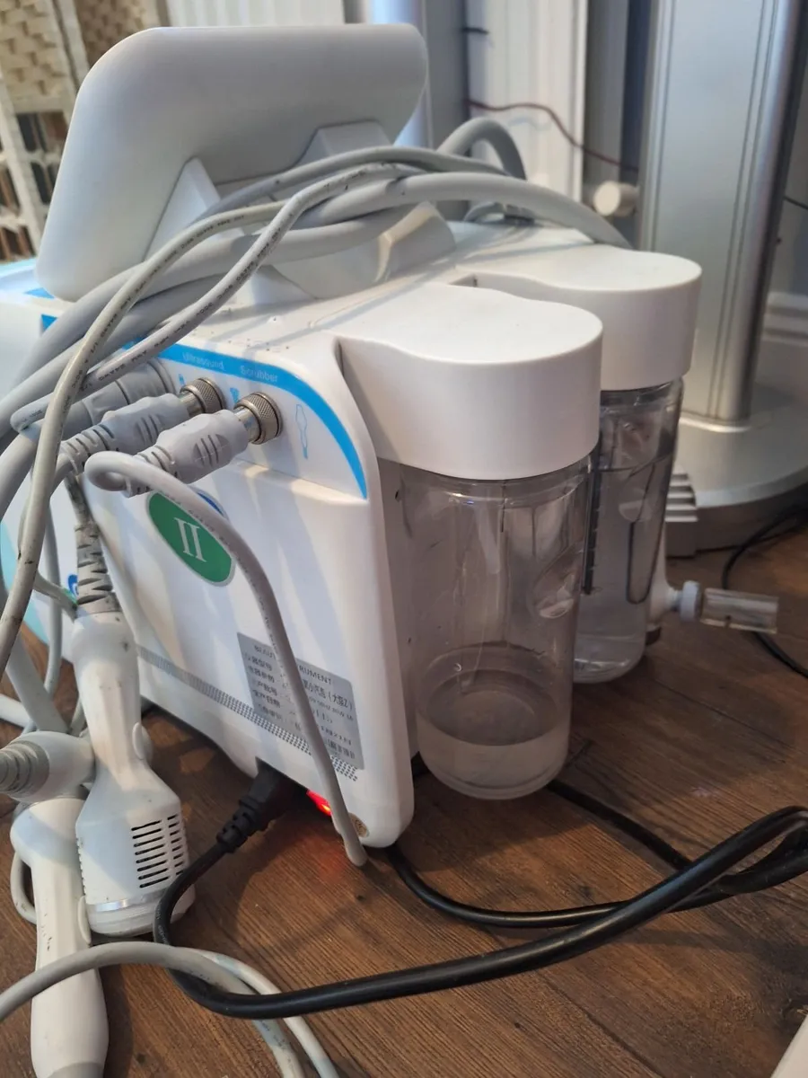 Hydro Facial Machine - Image 3