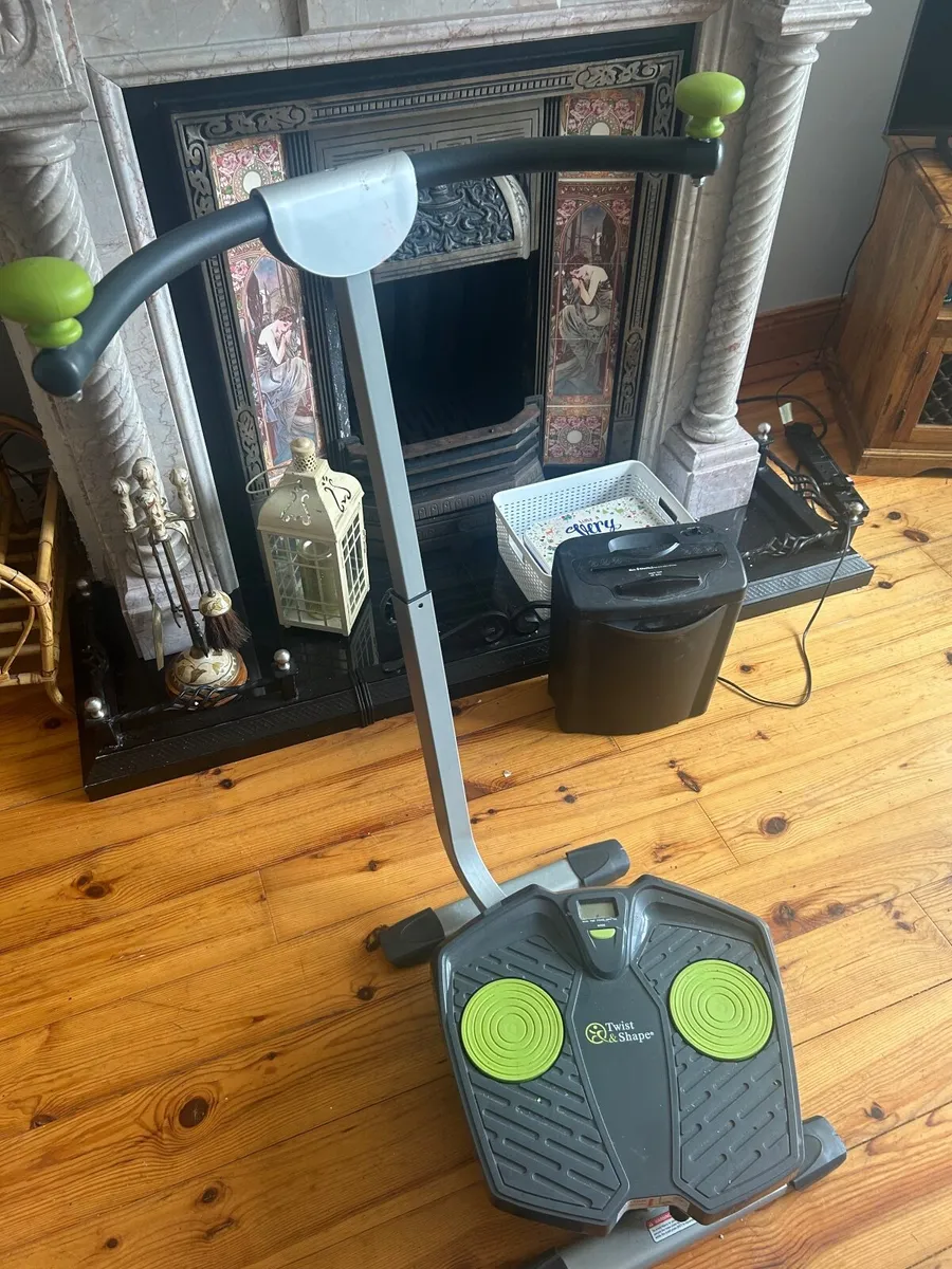Twist and shape exercises machine - Image 1