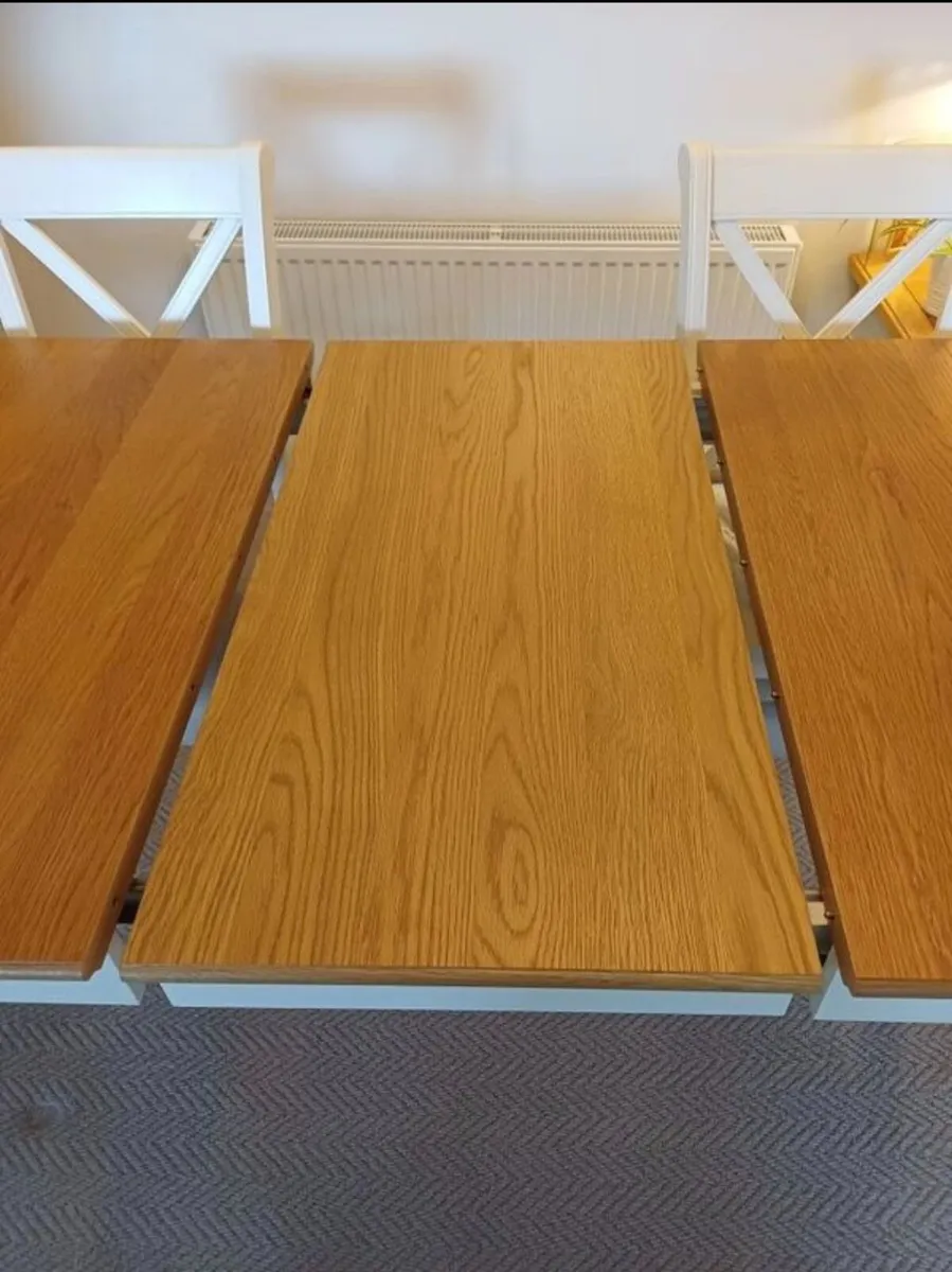 Extendable Dining table and chairs excellent condi - Image 3