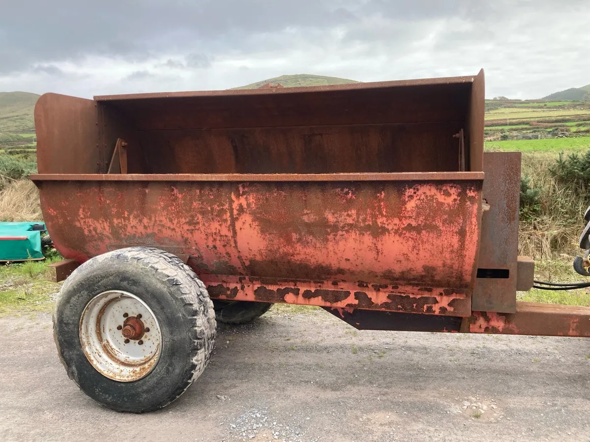 Muck spreader/Fert spreader - Image 2